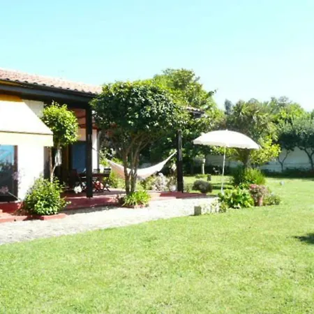 Linda Casa Em Meio A Natureza Localizada Em Seixas *